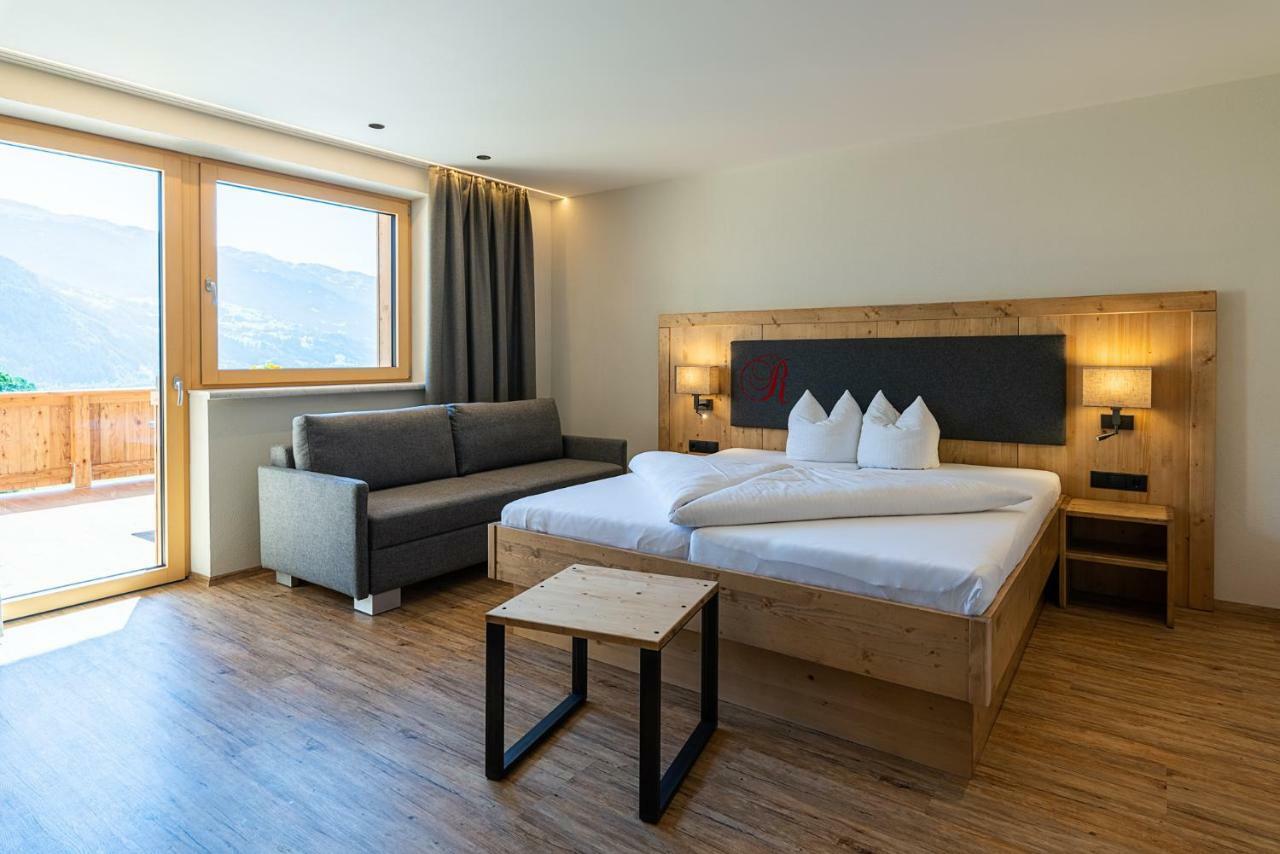 Hotel Garni Romantik Fügen Exteriör bild